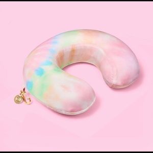 Stoney Clover Lane travel pillow